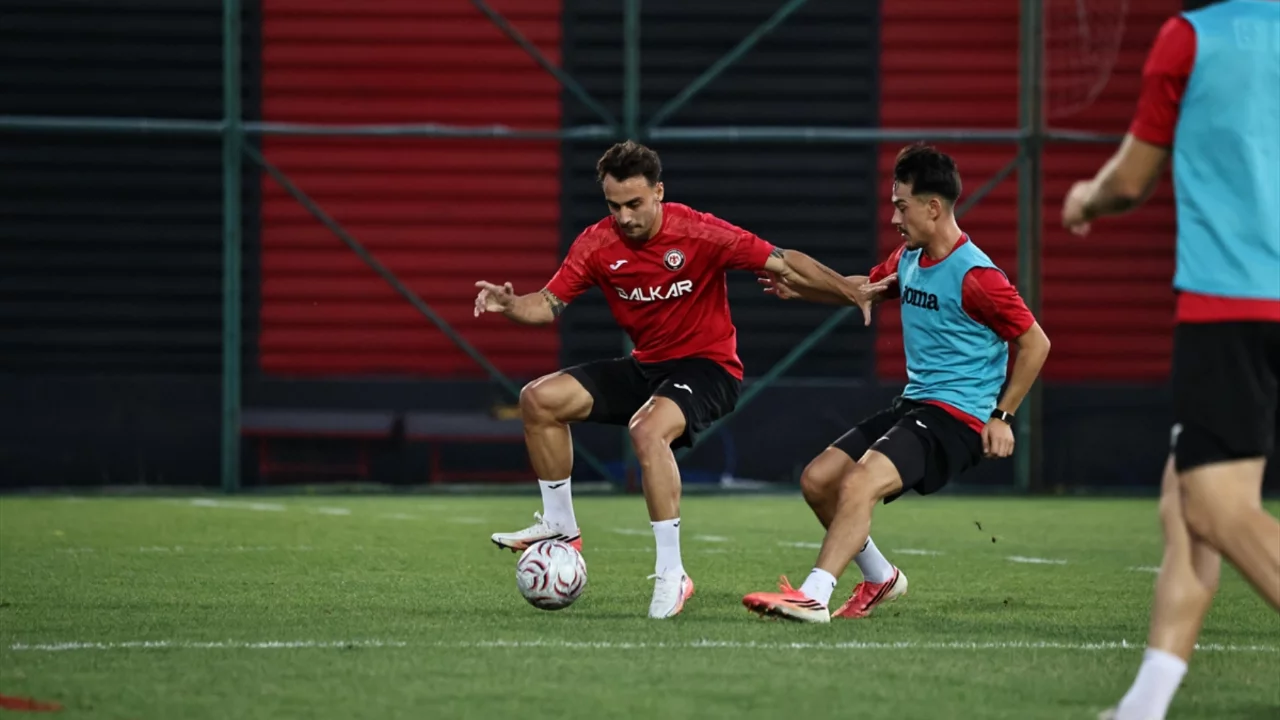 &Ccedil;orum FK'da Beşiktaş mesaisi başladı