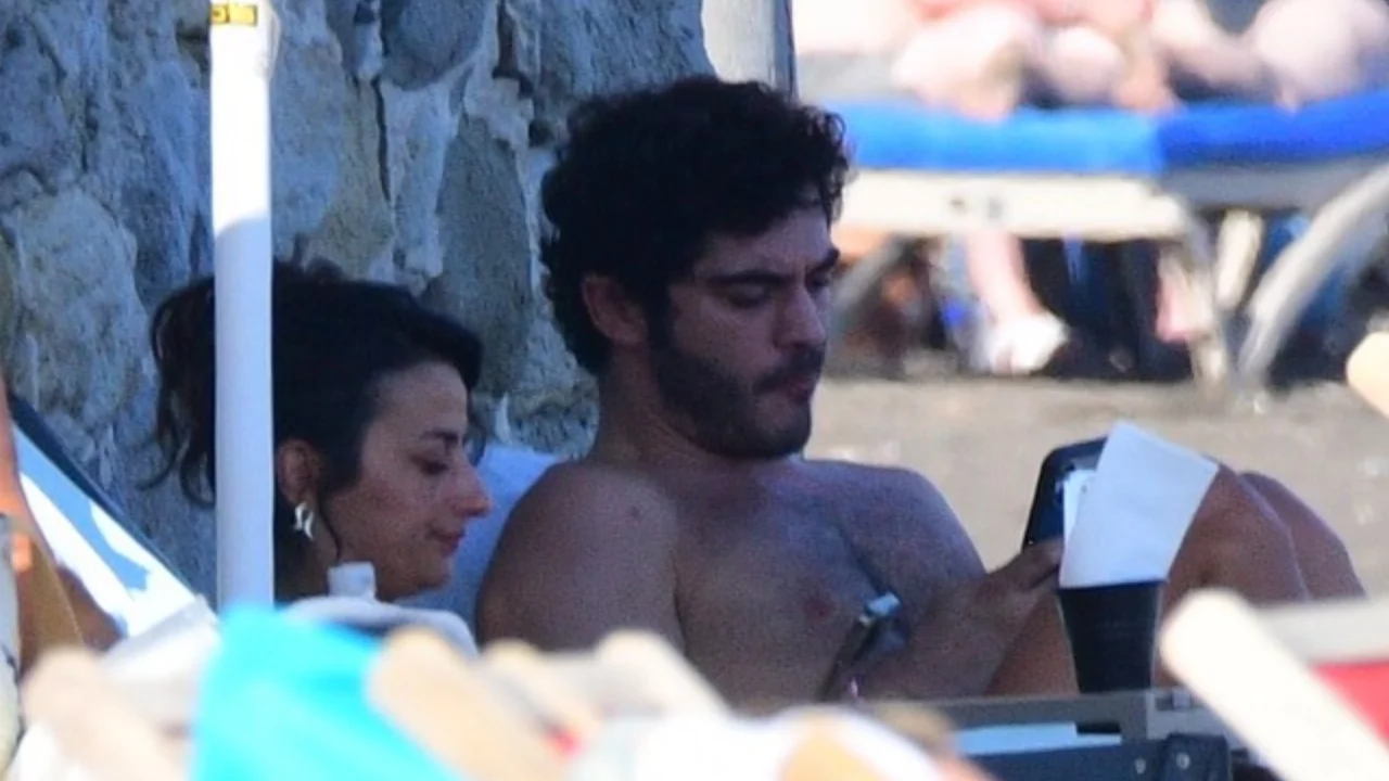 Burak Deniz Bodrum'da g&ouml;r&uuml;nt&uuml;lendi