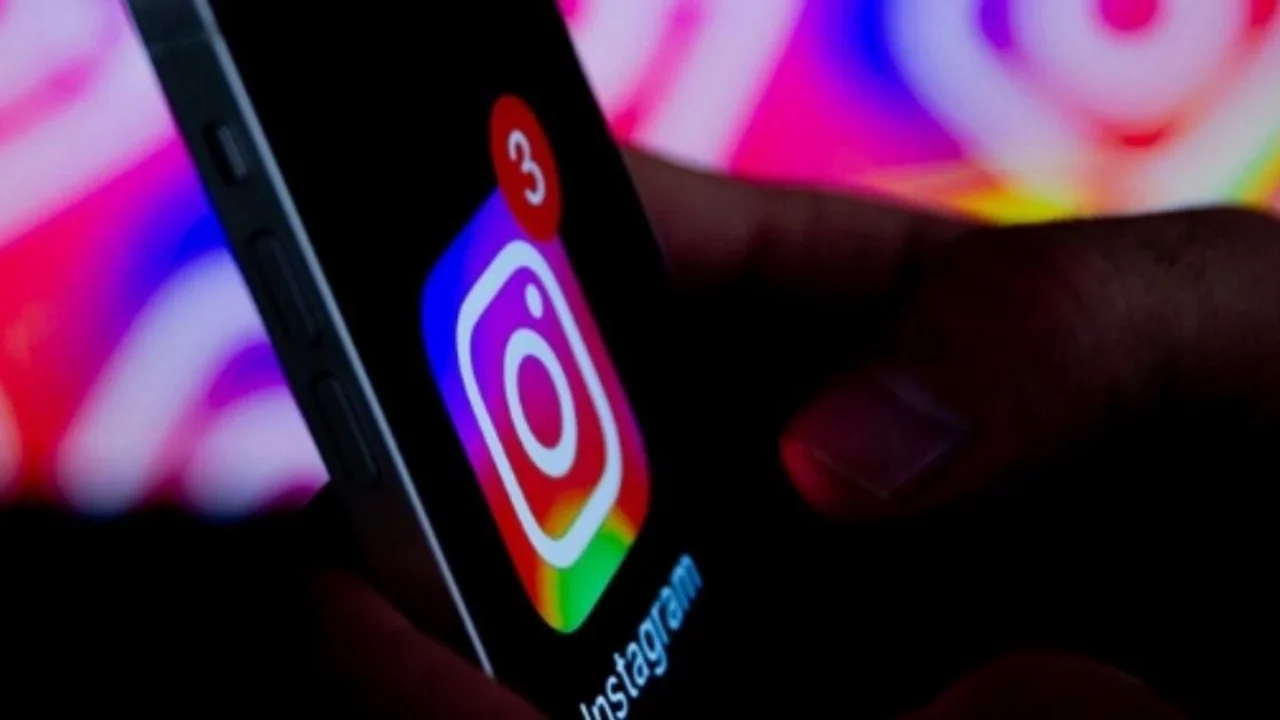 Instagram &ccedil;&ouml;kt&uuml; m&uuml;? Instagram neden a&ccedil;ılmıyor? 26 Ağustos Instagram'da sorun mu var, neden y&uuml;klenmiyor?