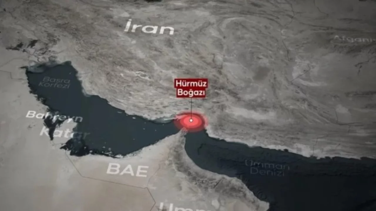 İran Devrim Muhafızları: Umman ile Hürmüz Boğazı konusunda anlaşmaya vardık