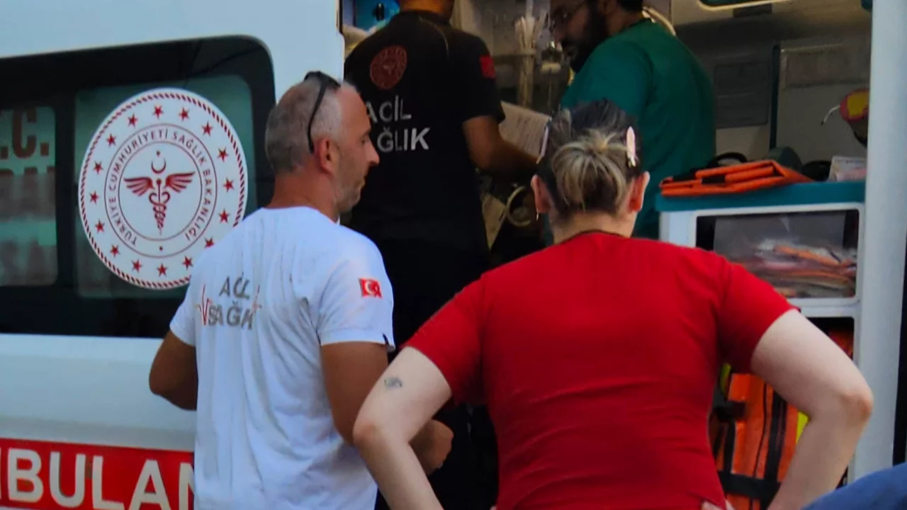 Sapanca'da havuza düşen 4 yaşındaki çocuk hastanede kurtarıldı