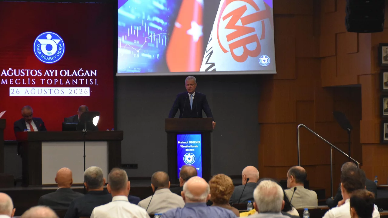 Mahmut &Ouml;zgener'den İZTO'da yeniden adaylık kararı