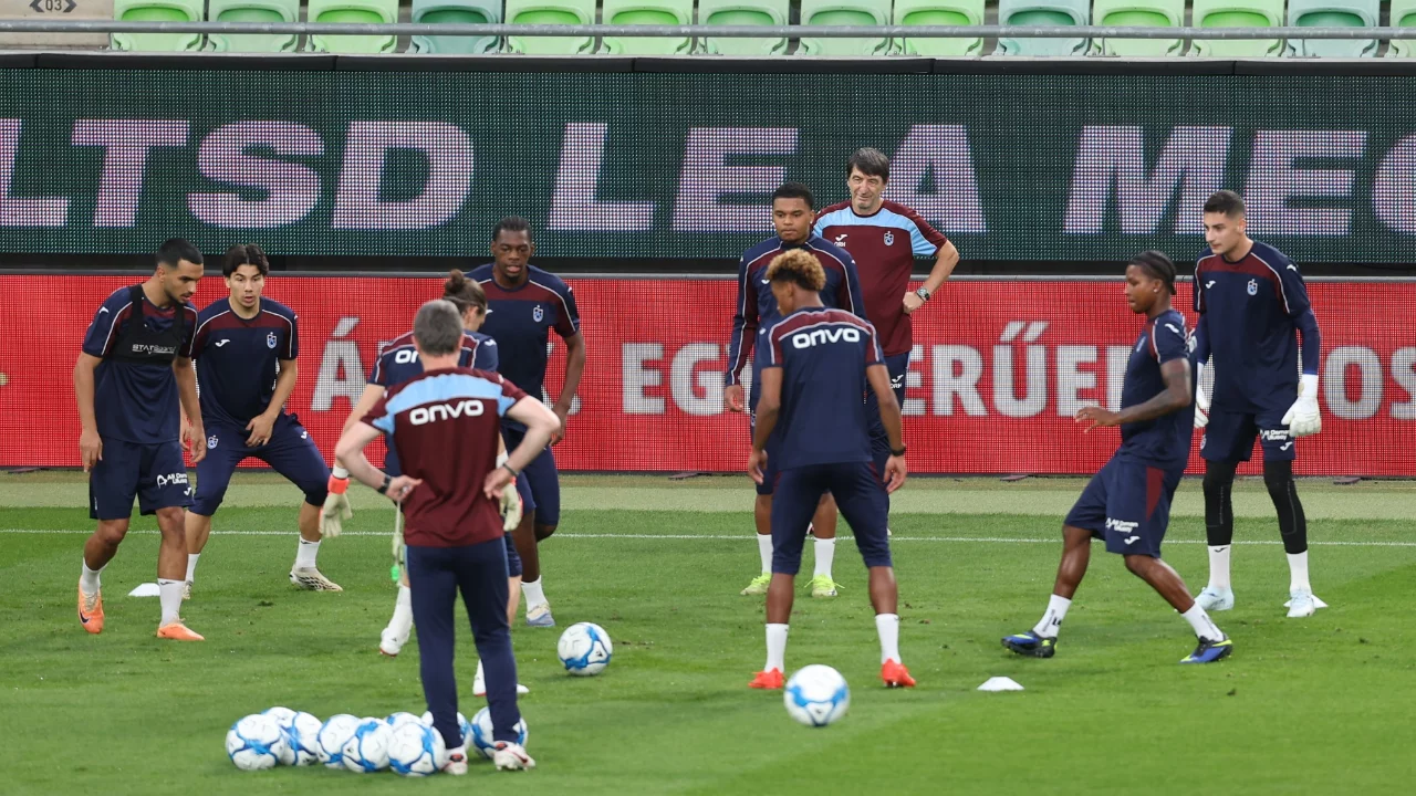 Trabzonspor Avrupa Ligi'nde tur i&ccedil;in sahaya &ccedil;ıkıyor!