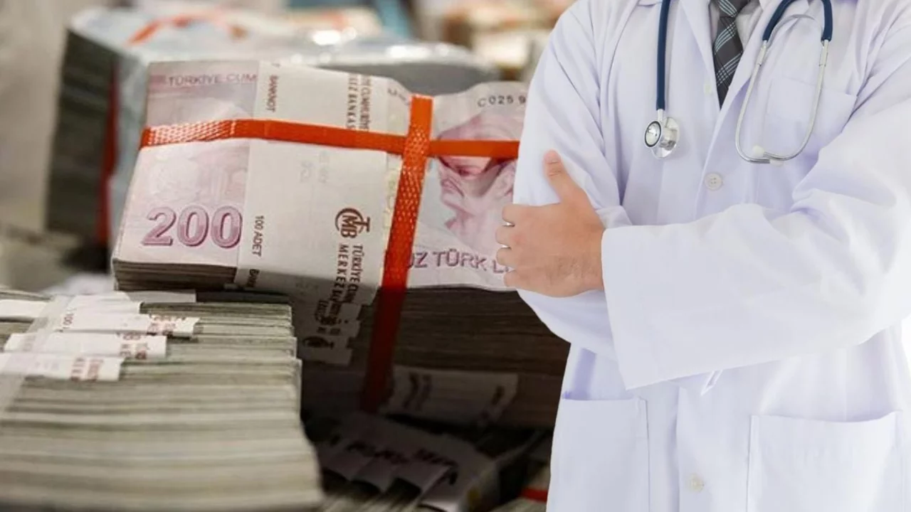Hastanın şikayetiyle ortaya &ccedil;ıktı! Doktordan akılalmaz vurgun