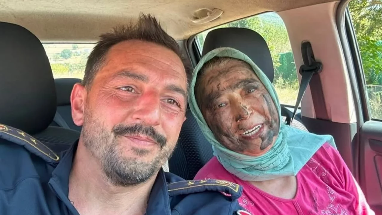 Bursa'da alevlerin &uuml;zerine y&uuml;r&uuml;yen kahraman teyze! Y&uuml;z&uuml;ndeki is her şeyi anlatıyor