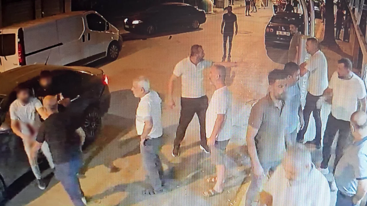 Bursa'da nişanlanan kızın başkasına attığı mesaj vahşete d&ouml;n&uuml;şt&uuml;!