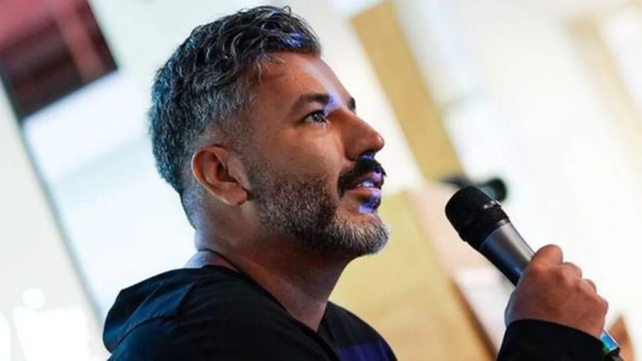 Tolga Akış kimdir? Manifest grubunun menajeri Tolga Akış kaç yaşında, nereli?