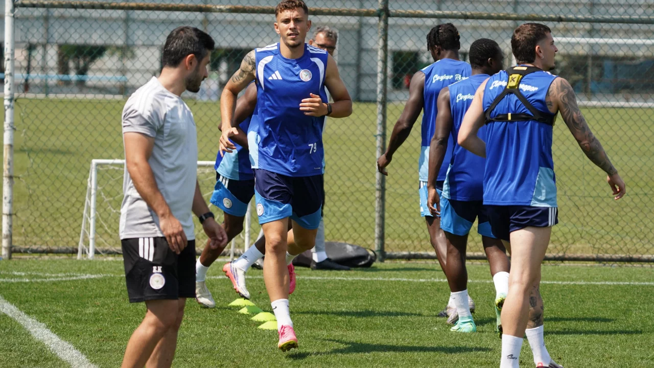 &Ccedil;aykur Rizespor, Gaziantep FK ma&ccedil;ı hazırlıklarını s&uuml;rd&uuml;rd&uuml;