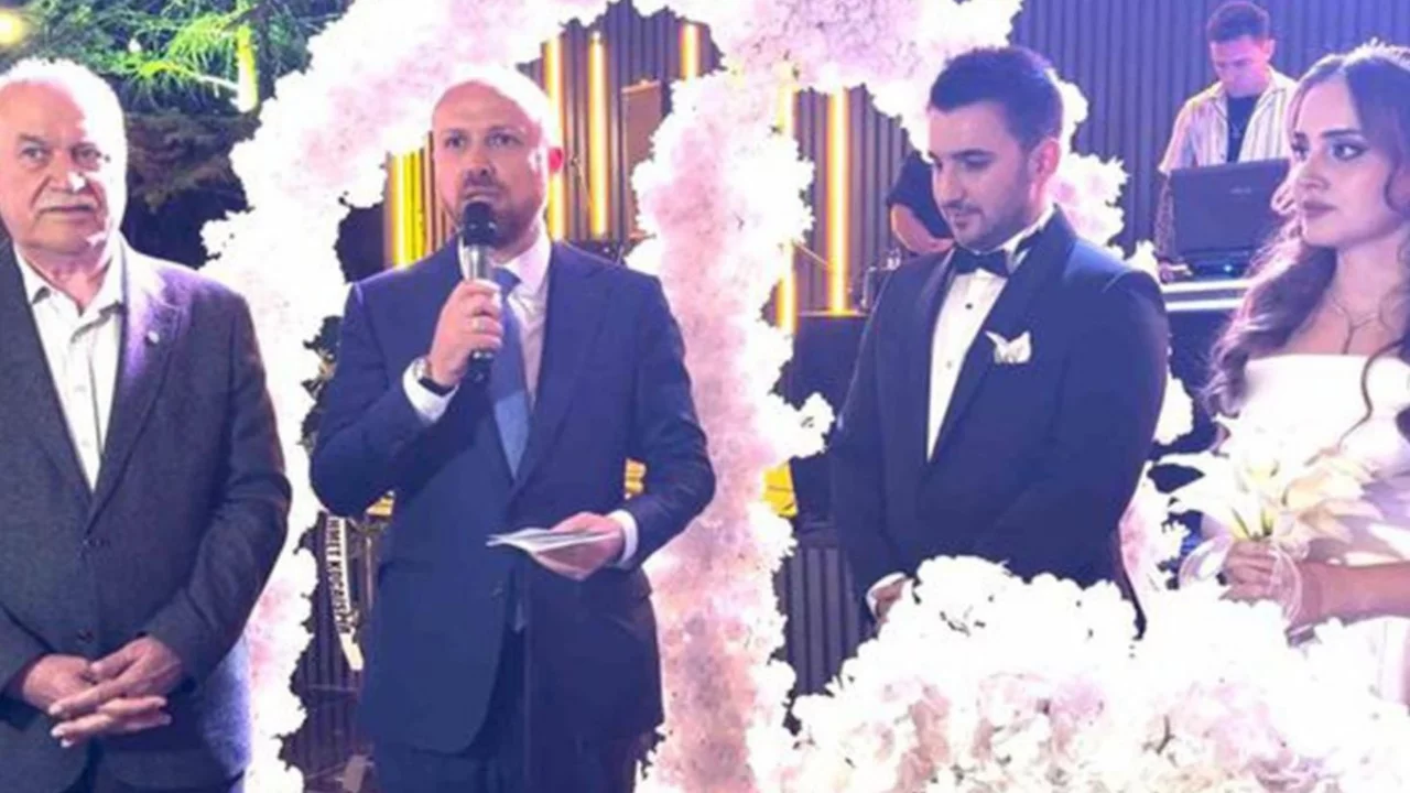 Nikah şahidi Bilal Erdoğan'dan gen&ccedil; &ccedil;ifte dikkat &ccedil;eken temenni!