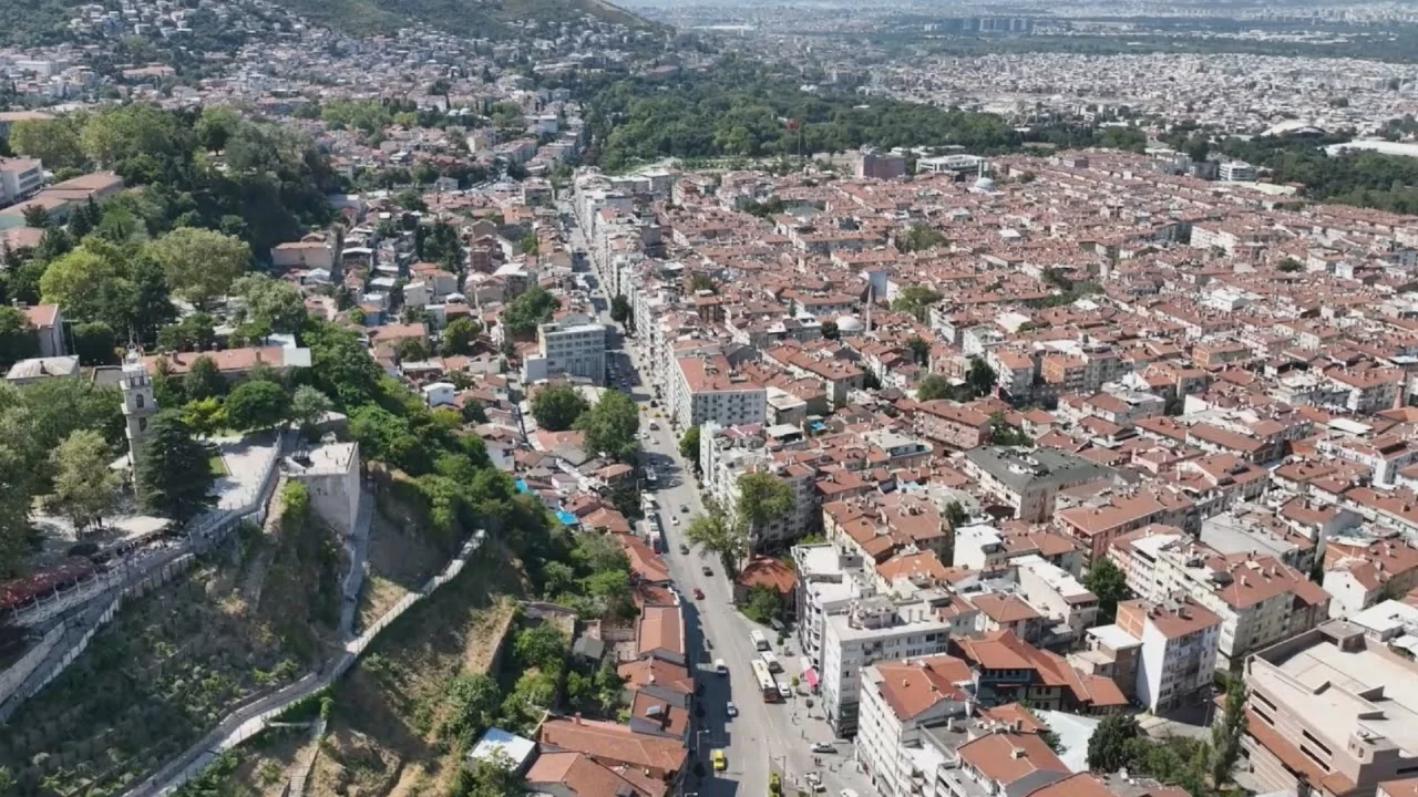 Bursa'da kentsel d&ouml;n&uuml;ş&uuml;m hangi mahallelerde yapılacak? 2026 il&ccedil;e il&ccedil;e kentsel d&ouml;n&uuml;ş&uuml;m projeleri ve başvuru şartları