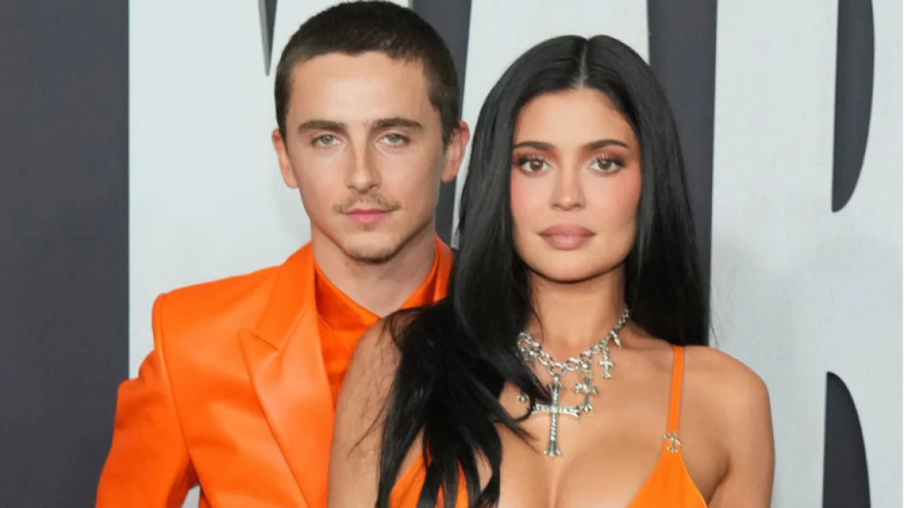 Kylie Jenner hamilelik iddialarına noktayı koydu! Timoth&eacute;e Chalamet ile ilgili söylentilere yanıt