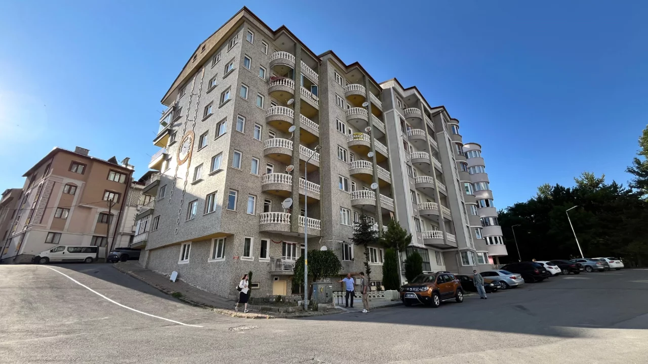 Bah&ccedil;e duvarı &ouml;rmek istediklerinde ger&ccedil;eği &ouml;ğrendiler