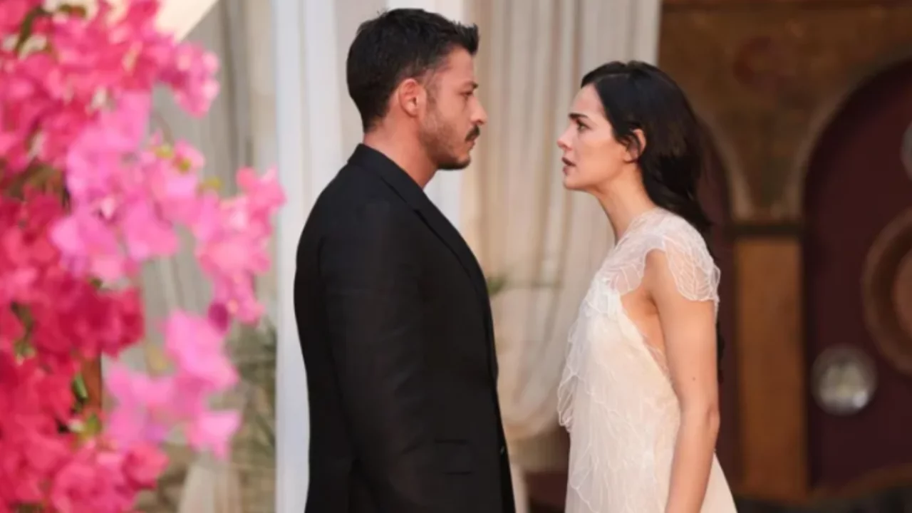 Yeni dizi i&ccedil;in karar verildi! Tarih belli oldu