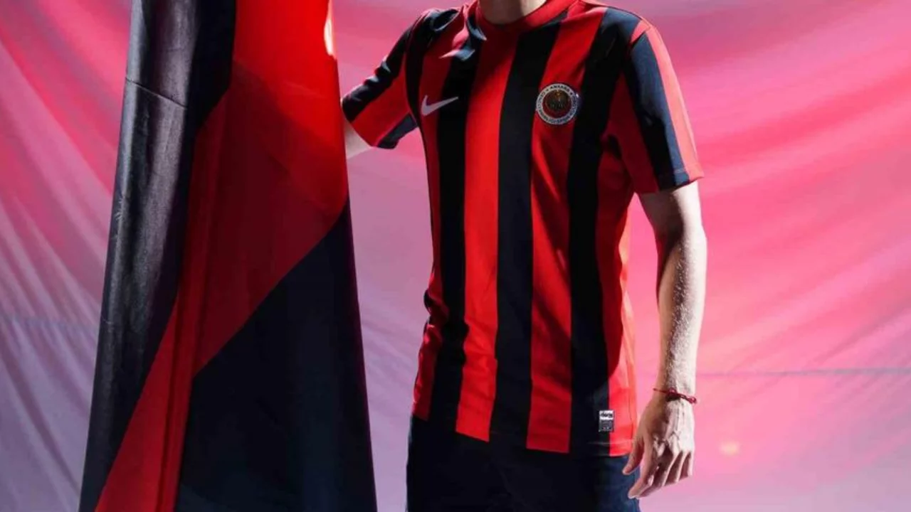 Gen&ccedil;lerbirliği'ne sponsorluk şoku! Bulamadılar