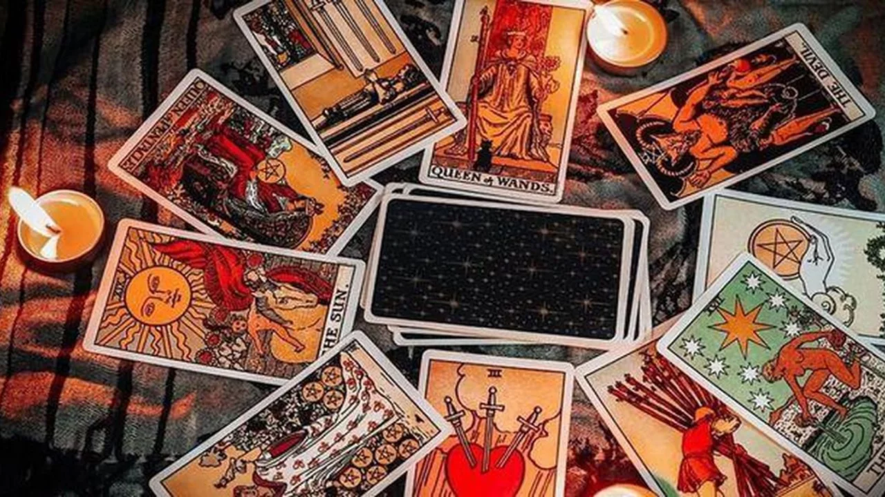 28 Ağustos günlük tarot falı: 28 Ağustos Cuma günü seni neler bekliyor? Günlük tarot kart açılımı!
