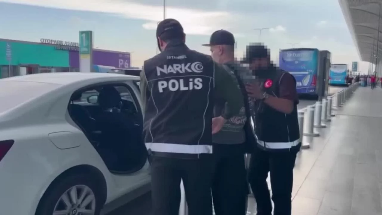 Manifest'in kurucusu Tolga Akış tutuklandı