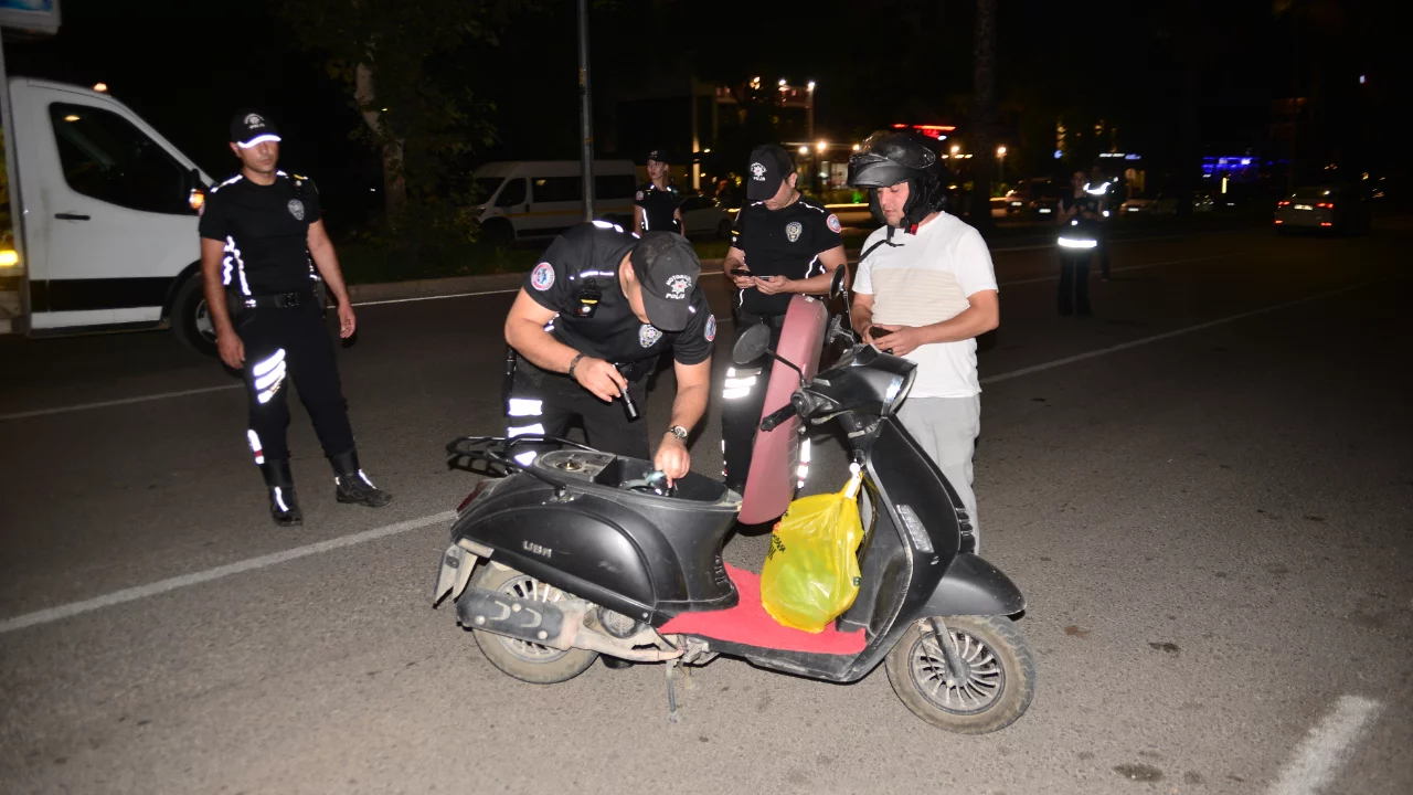 Adana'da huzur ve g&uuml;ven uygulamasında 3,6 milyon TL ceza kesildi
