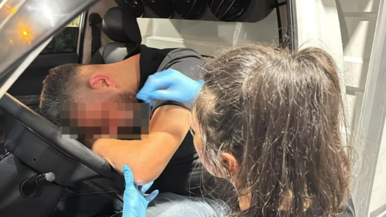 Bir garip olay! Benzin aldı sonra sızdı: Uyandığında ceza yağmıştı