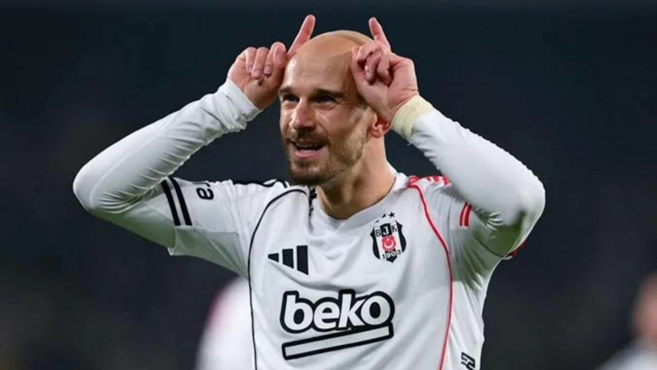 Eski takımı ısrarla geri istiyor! Beşiktaş'ta ayrılık yakın