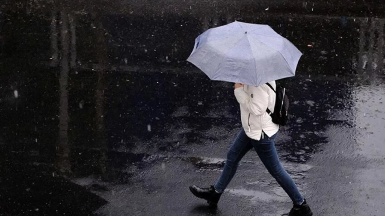 Meteoroloji 26 i&ccedil;in turuncu ve sarı kod alarmı verdi