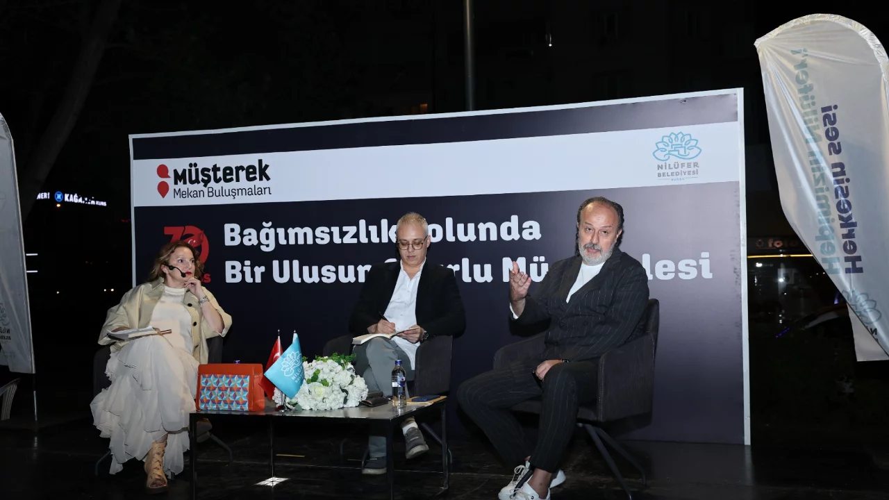 Müşterek Mekan'da bağımsızlık ve Cumhuriyet söyleşisi