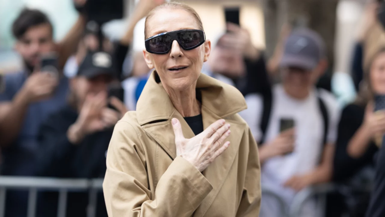 Celine Dion'dan iki yıl sonra duygusal dönüş! Paris'te hayranlarıyla buluştu