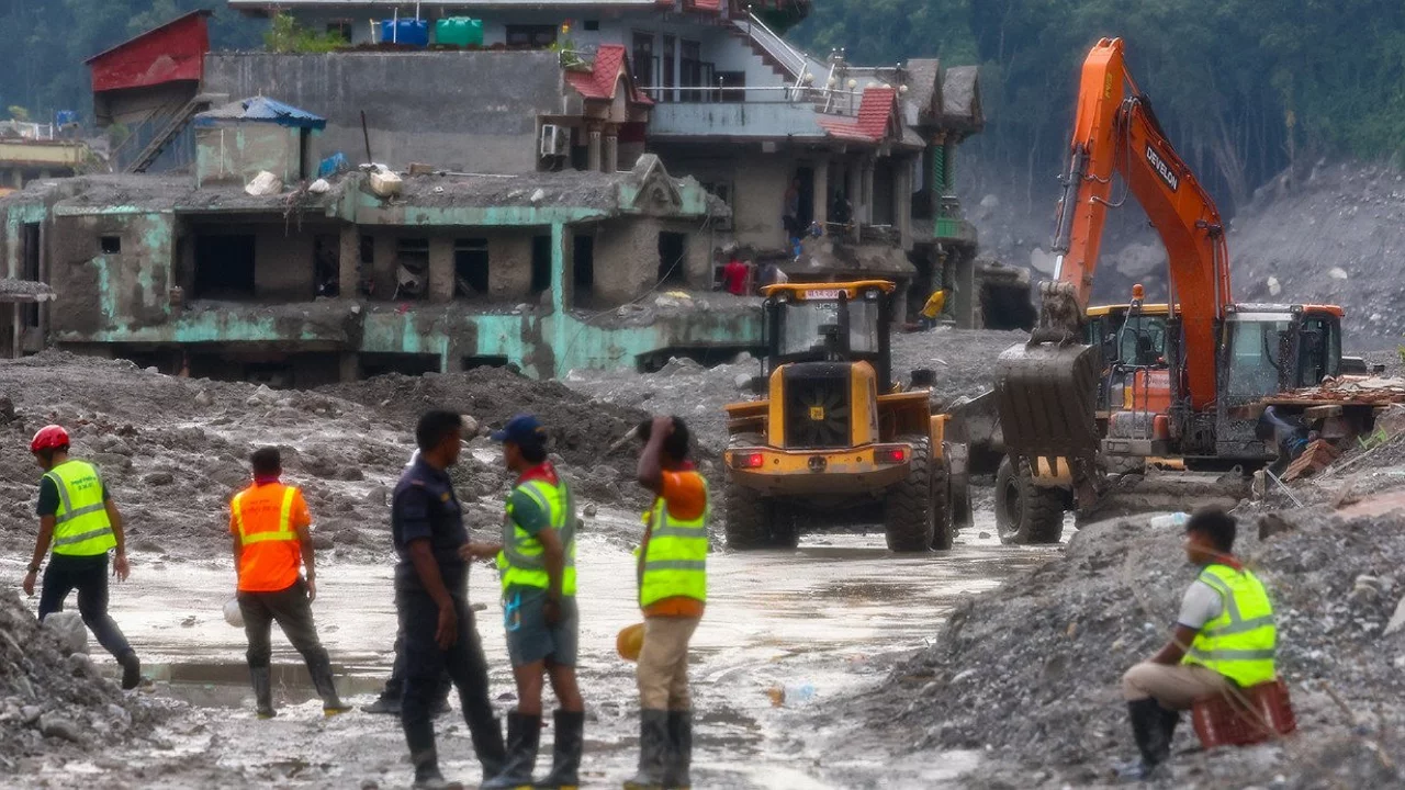 Nepal'deki selde can kaybı 669'a &ccedil;ıktı
