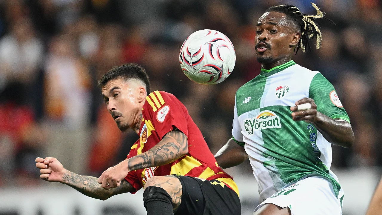 Bursaspor'dan muhteşem geri d&ouml;n&uuml;ş! 3 puanı aldık...