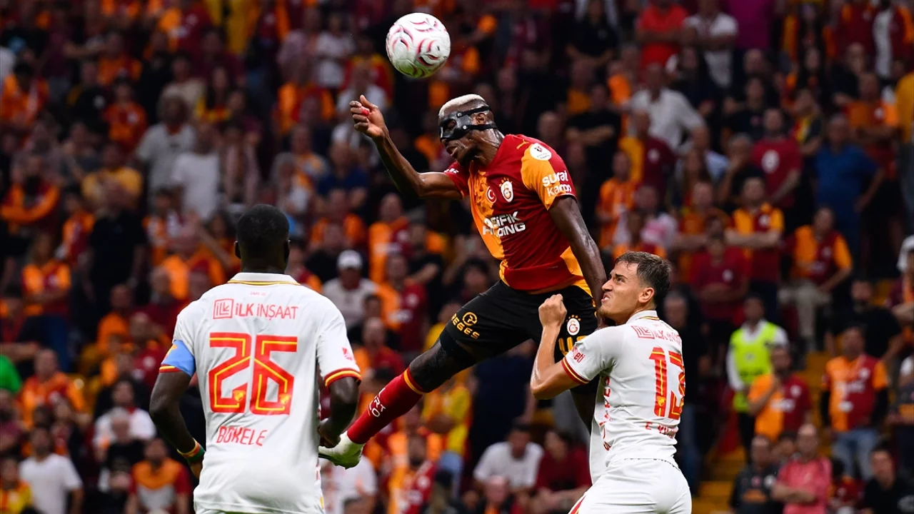 Galatasaray'dan G&ouml;ztepe karşısında geri d&ouml;n&uuml;ş