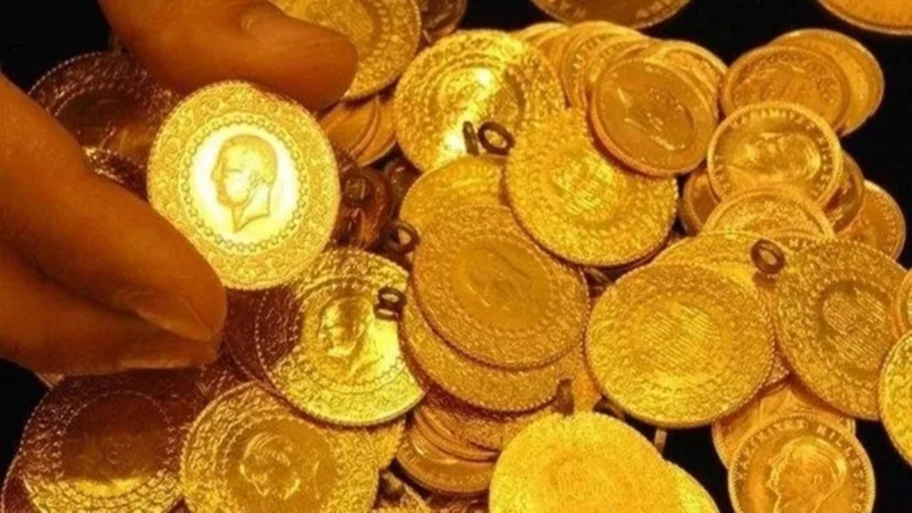 &Ccedil;eyrek, gram ve yarım altın fiyatları bug&uuml;n ne kadar? (30 Ağustos 2026 g&uuml;ncel altın satış fiyatları)
