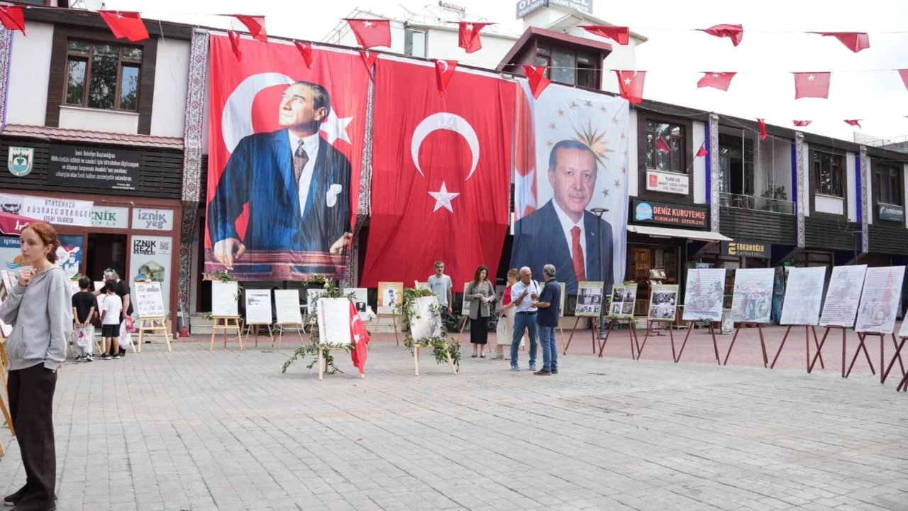 İznik'te 30 Ağustos'a &ouml;zel sergi