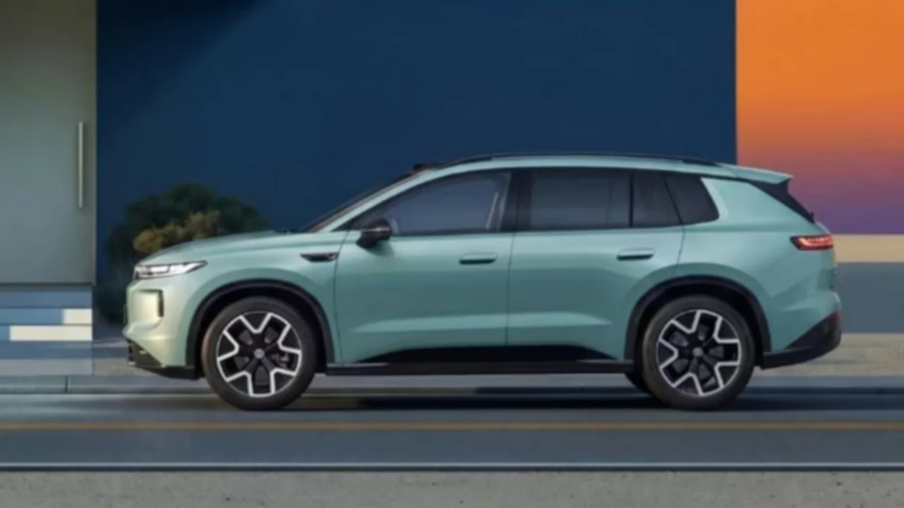 &Ccedil;in yapımı Volkswagen ID. Aura T6 satışa &ccedil;ıktı: İşte fiyatı ve &ouml;zellikleri
