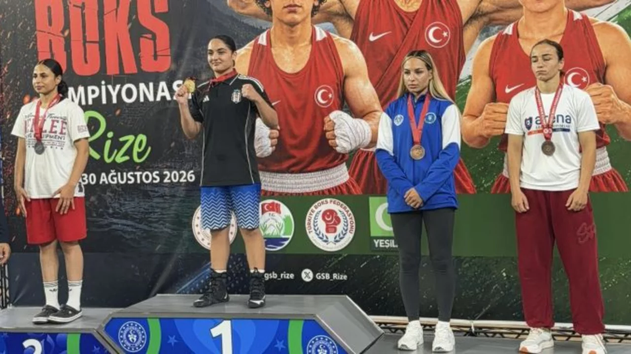 B&uuml;y&uuml;kşehir Belediyesporlu boks&ccedil;ulardan &ouml;nemli başarı