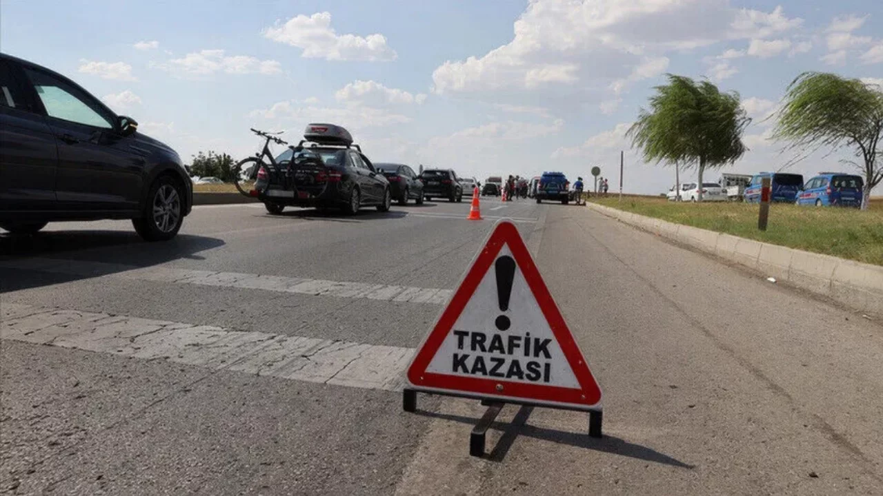 Otomobil seraya yuvarlandı: Karı kocadan acı haber