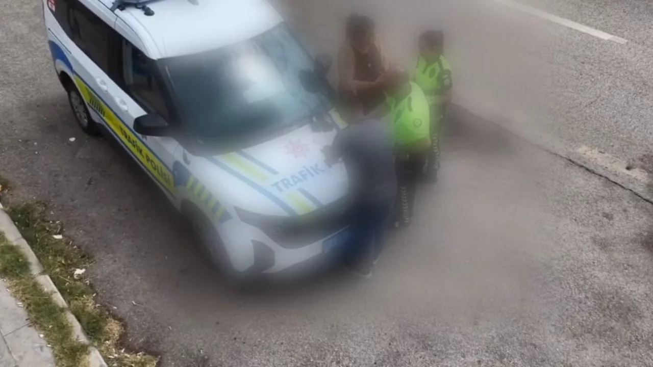 Polisi atlatmak için yolcuyla yer değiştirdi, cezası ağır oldu...
