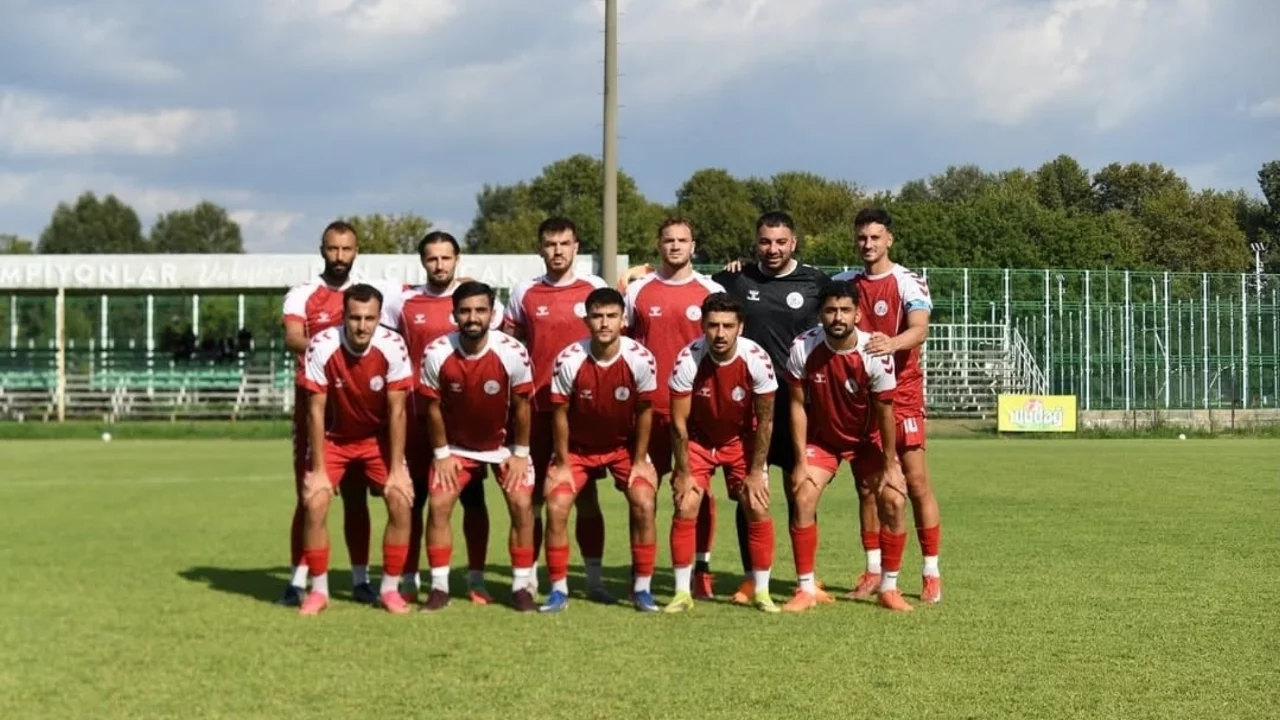 Gemlikspor denildi, "Gemlik S&uuml;merbey" tescil edildi