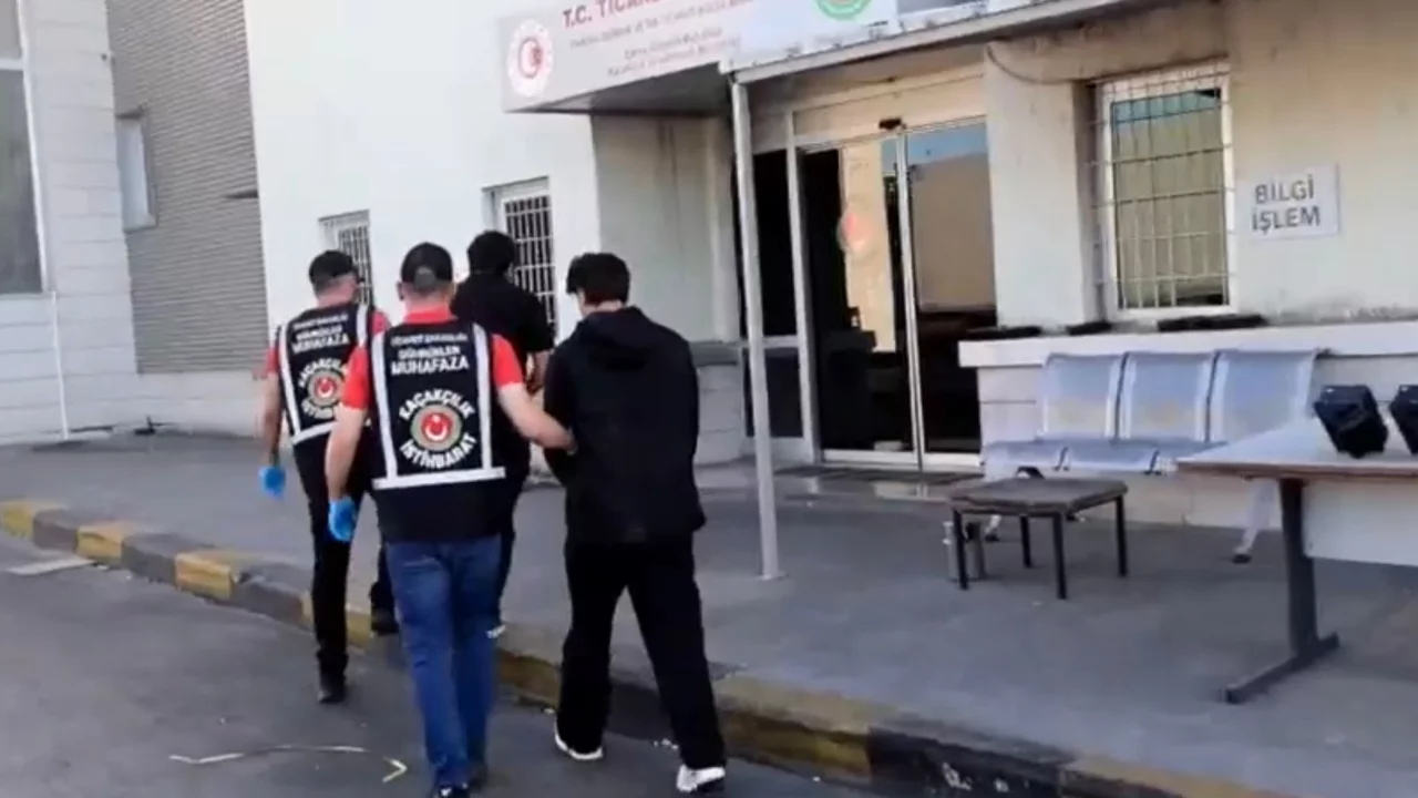 Yurt dışı yasağı vardı: Arif Kocabıyık tır dorsesinin altında yakalandı