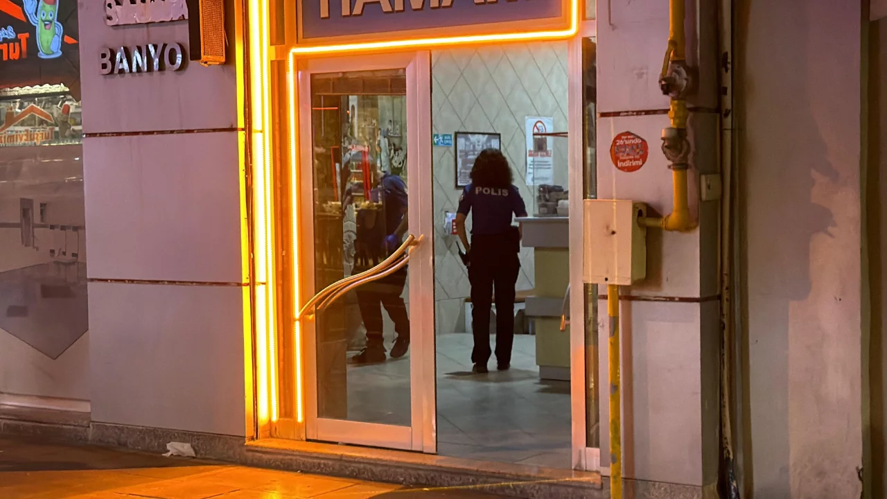 Eskişehir'de hamamda ş&uuml;pheli &ouml;l&uuml;m: 71 yaşındaki adam odasında &ouml;l&uuml; bulundu