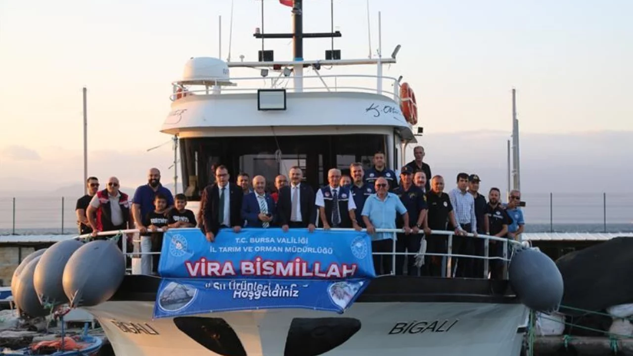 Bursa'da yeni sezon heyecanı! Balıkçılar "Vira Bismillah" dedi
