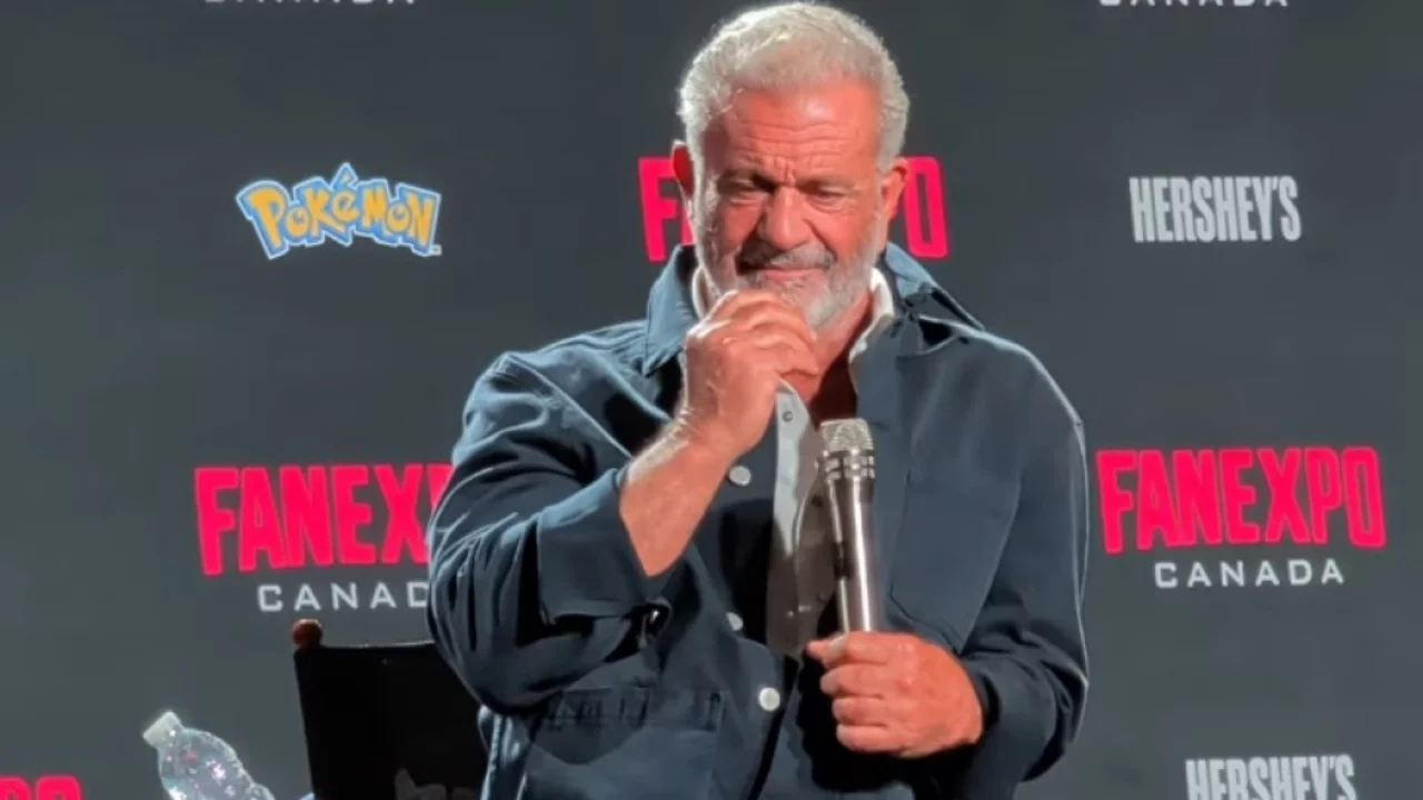 Mel Gibson'ın işaret dili tercümanını taklit ettiği anlar tepki çekti: Özür dilemek zorunda kaldı