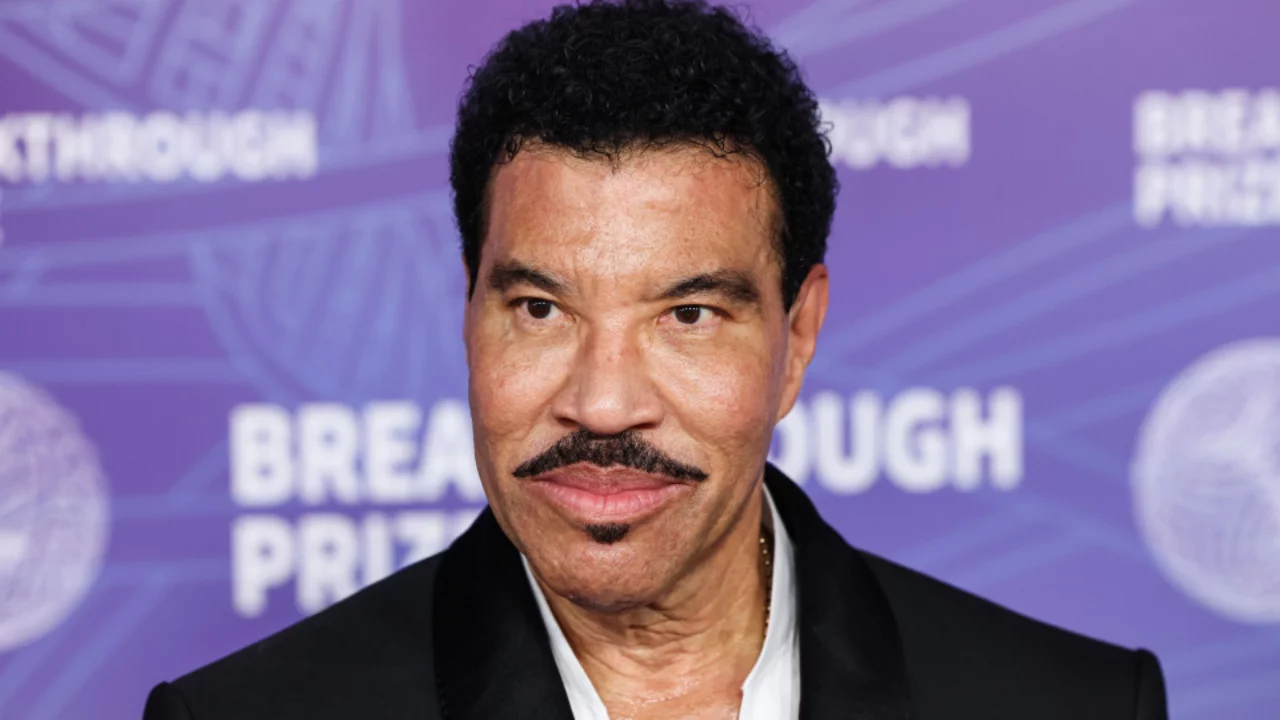 Lionel Richie konser sırasında rahatsızlandı! Hastanede yoğun bakıma alındı