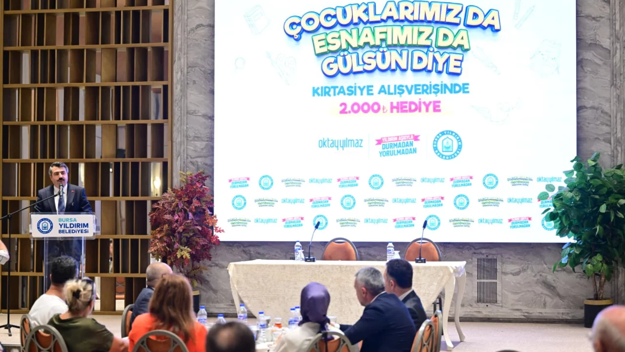 Bursa'da 6 bin öğrenciye 2 bin TL'lik destek!