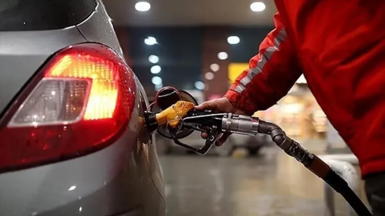 Akaryakıt tabelasında bir değişiklik daha! Bursa'da fiyatı 36 TL'yi aşabilir