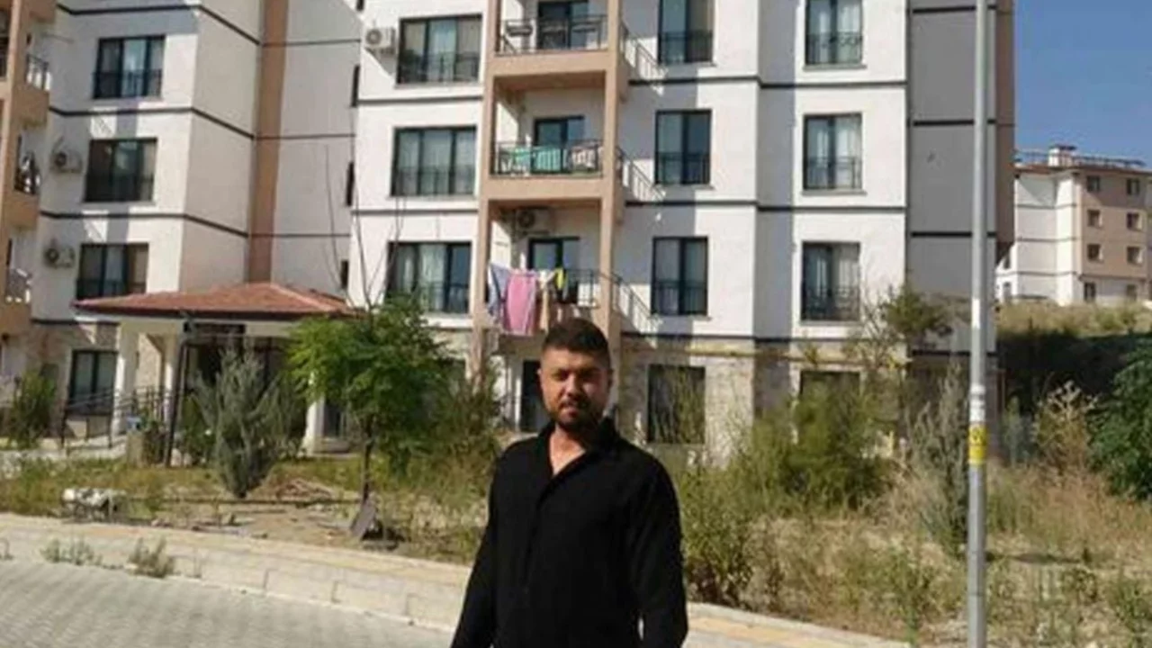 Aynı evi &ouml;n&uuml;ne gelene satmışlar!