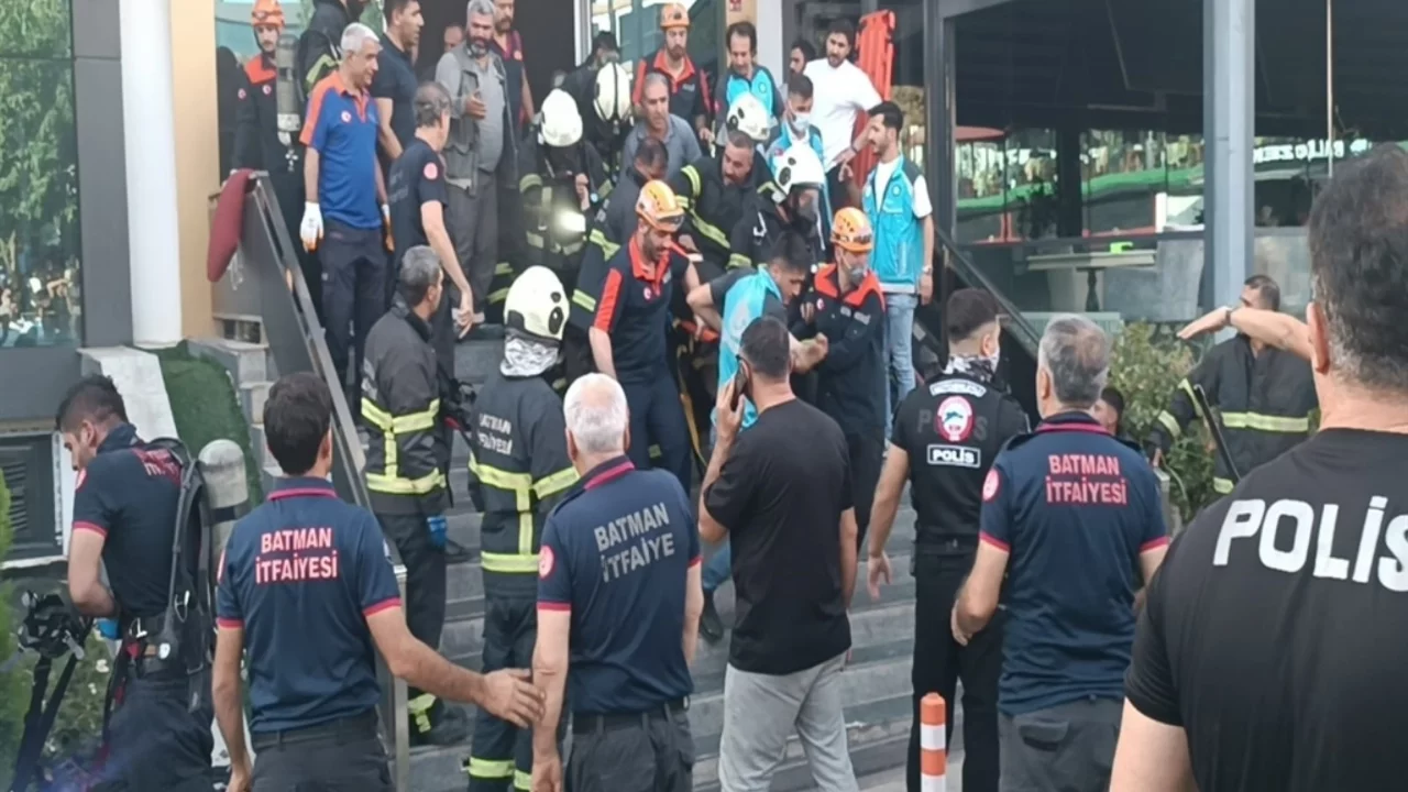 3 kişinin öldüğü spor salonundaki yangına ilişkin 2 tutuklama 