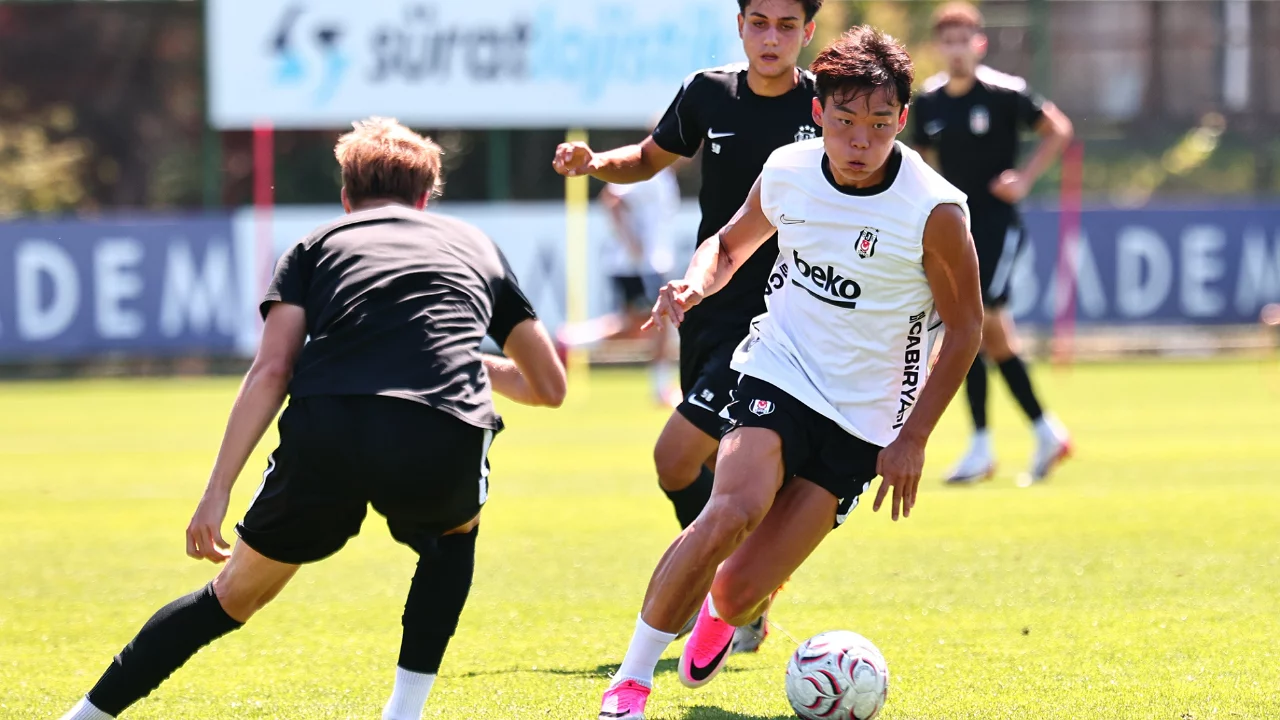 Beşiktaş, Fenerbah&ccedil;e ma&ccedil;ı hazırlıklarına başladı