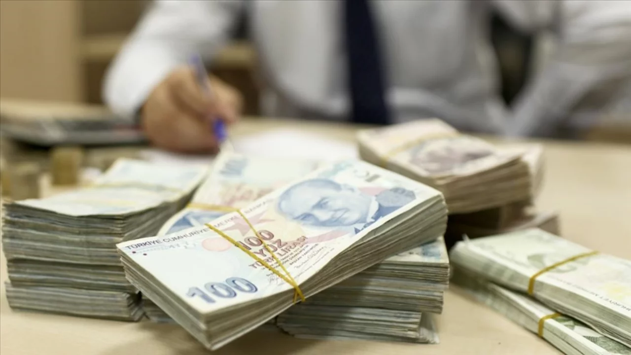 Nakit ihtiyacı olanlara bankalardan faizsiz finansman! 100 bin TL'ye kadar &ouml;deme imkanı