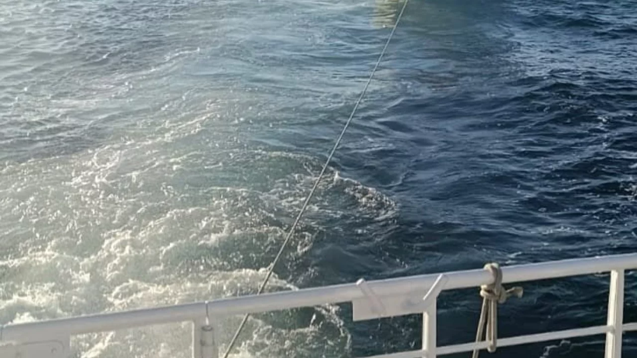Marmara Denizi'nde tekne arızası: 3 kişi kurtarıldı