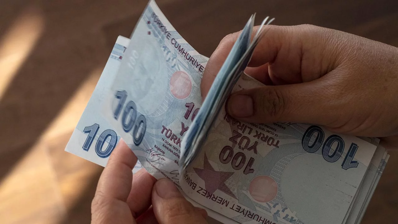 Emeklilik m&uuml;jdesinin şartları ve detayları netleşti!