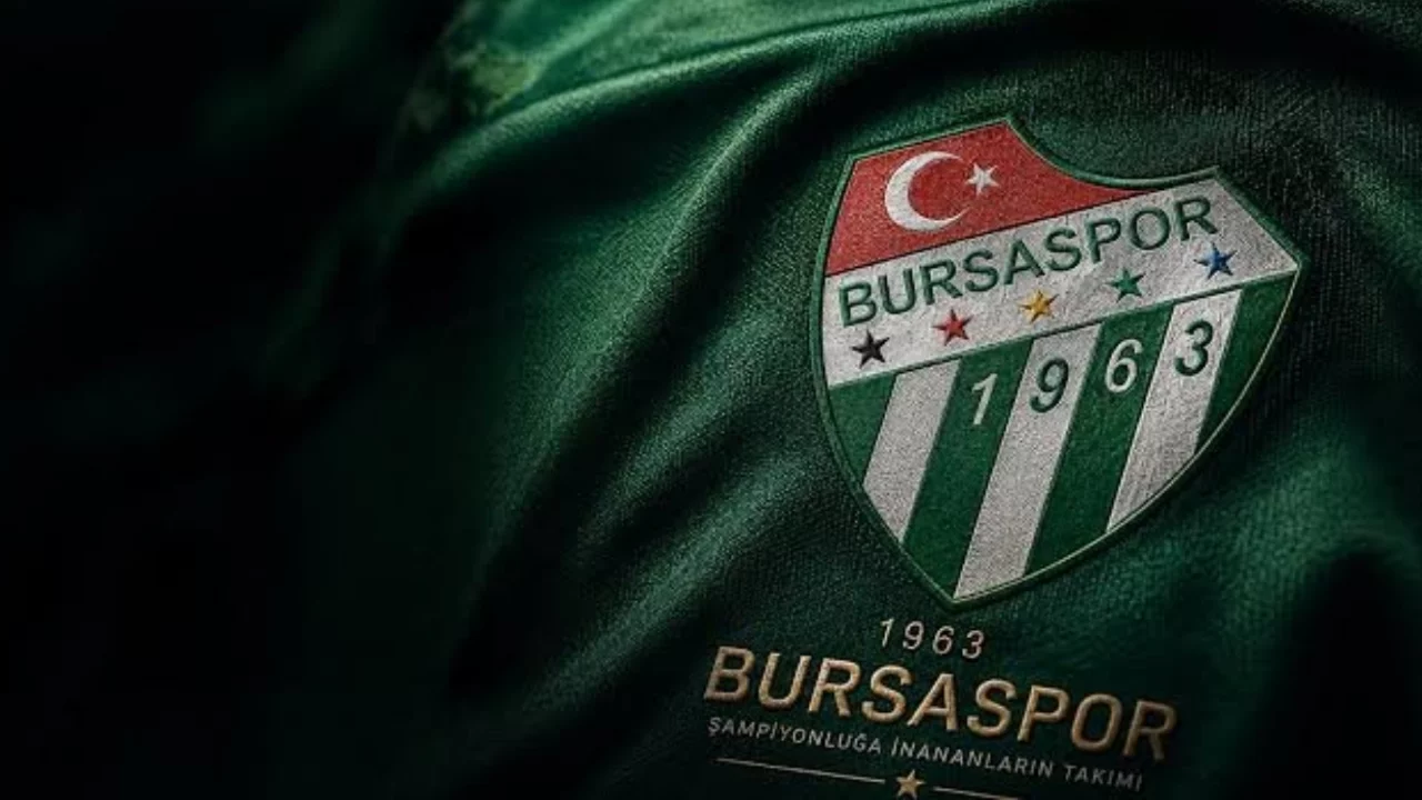 Bursaspor'da o isimle yollar ayrıldı...